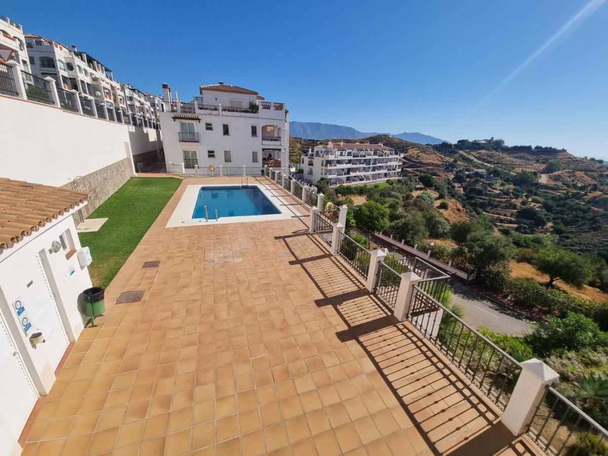 Elegant Apartment With Fantastic Views At The Top Of Calahonda Sitio de Calahonda Zewnętrze zdjęcie