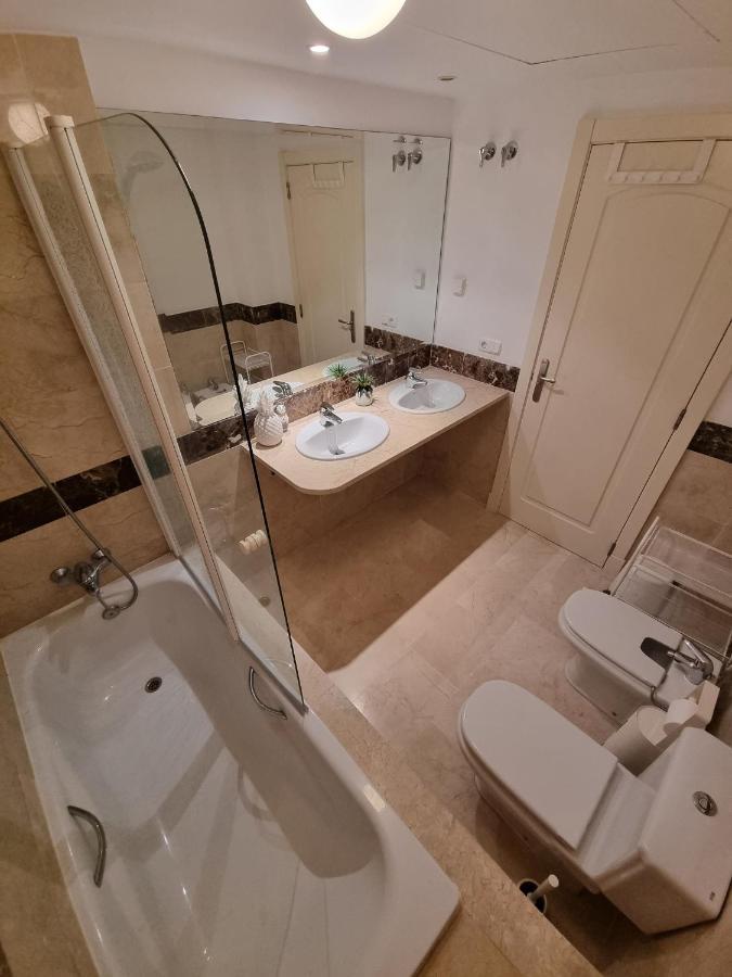 Elegant Apartment With Fantastic Views At The Top Of Calahonda Sitio de Calahonda Zewnętrze zdjęcie